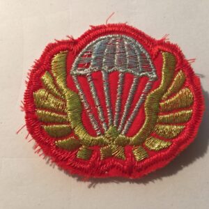 ARVN ELITE AIRBORNE RED BERETS FLASH - Vietnam War