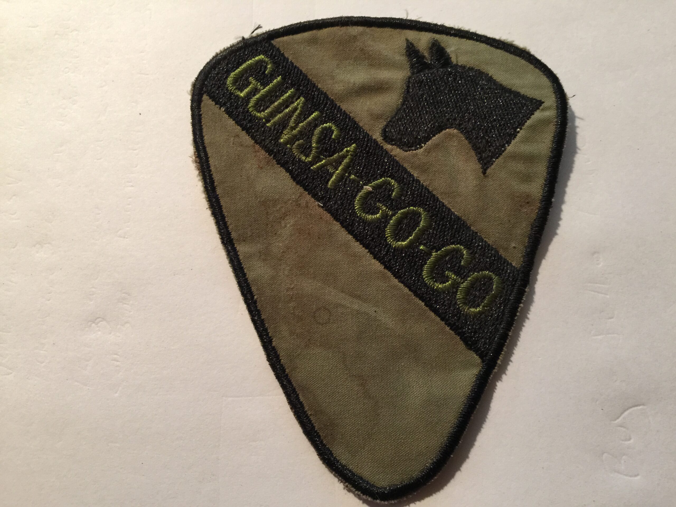 SUBDUED 1st AIR CAVALRY HELICOPTER AMB - GUNSA GO GO Vietnam War