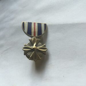 U.S. Distinguished Flying Cross Lapel Pin