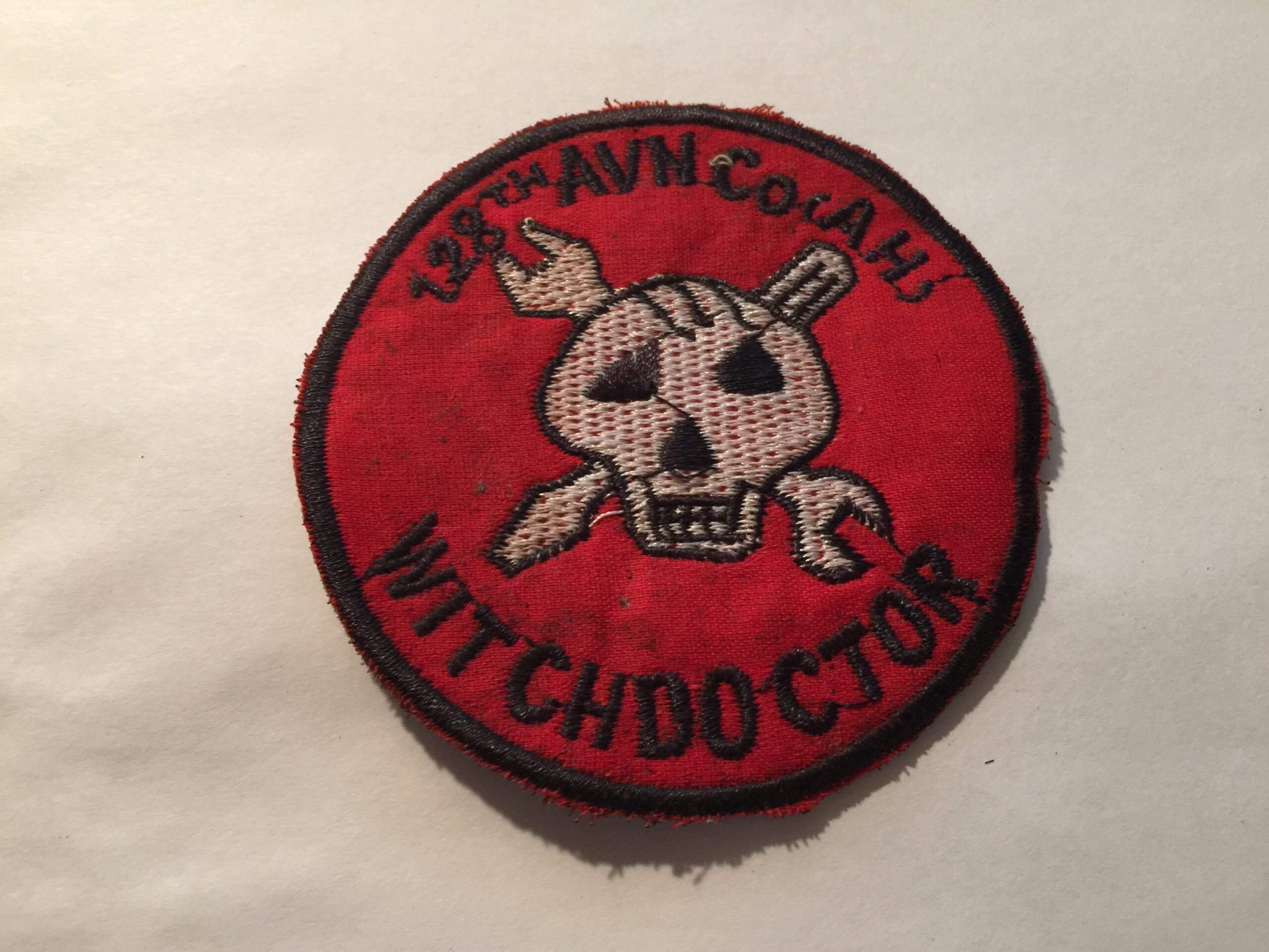 USA HELICOPTER GUNSHIPS WITCH DOCTORS 128th AVN Vietnam War
