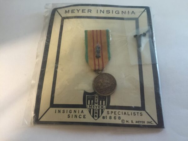 Vietnam Service Medal Mini with three Stars